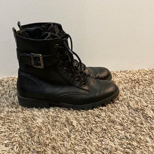 Size 9 1/2 black combat boots